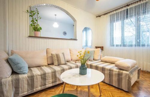 Tribalj Casa | Holiday Home Dvor by Interhome