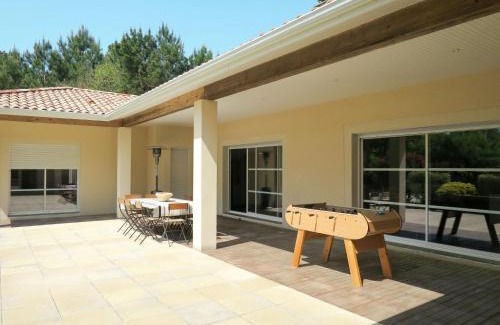 Grayan-Et-L'Hopital Casa | Holiday Home Eugénie by Interhome