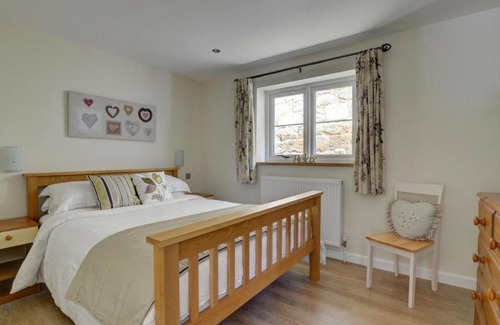 Maidstone Casa | Holiday Home East Hall Hill