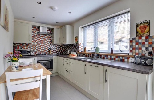 Maidstone Casa | Holiday Home East Hall Hill