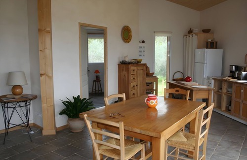 Payzac Casa | Casa de vacaciones 'Eco Gîte' con vistas a la montaña, Wi-Fi y aire acondicionado