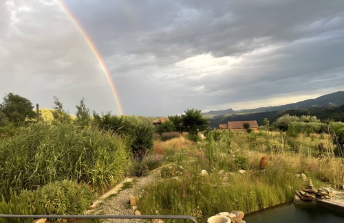 Payzac Casa | Casa de vacaciones 'Eco Gîte' con vistas a la montaña, Wi-Fi y aire acondicionado