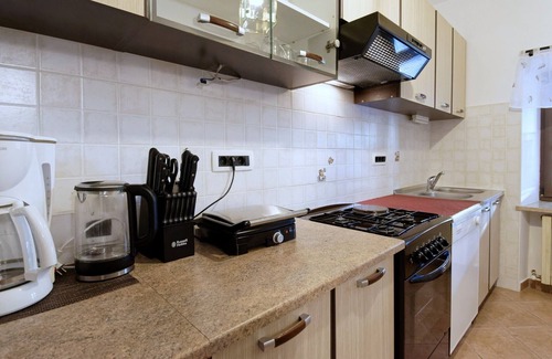 Grabri Casa | Holiday Home Eda - Three Bedroom Holiday Home with Pool