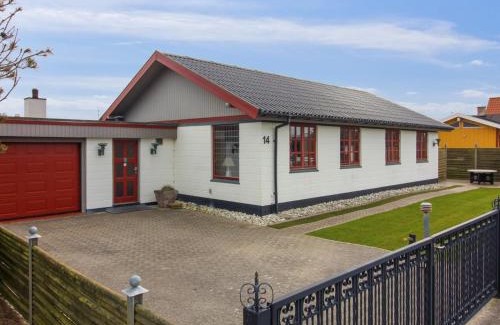 Lokken Casa | Holiday Home Ehmi - 500m from the sea by Interhome