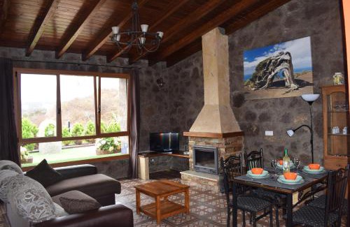 Santa Maria de Guía de Gran Canaria Casa | Holiday Home El Brezal