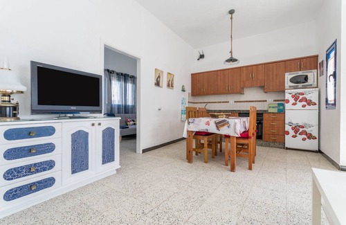 Caleta de Sebo Casa | Casa de vacaciones "El Graciosero" cerca de la playa con vistas al mar, Wi-Fi y terraza