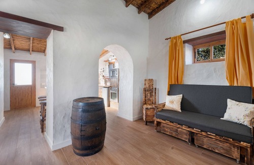 Isora Casa | Casa de vacaciones 'El Rincón De Yeico' con vistas a la montaña, terraza privada y Wi-Fi