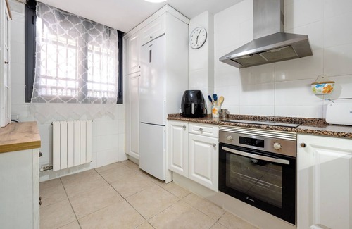 Cambrils Casa | Casa de vacaciones 'Emi' con piscina compartida, Wi-Fi y aire acondicionado