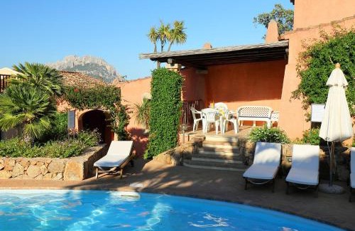 Porto San Paolo Casa | Holiday Home Erica 22 - Vista Village by Interhome