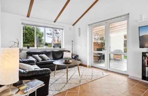 Grena Strand Casa | Holiday Home Erko - 300m from the sea by Interhome