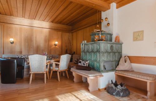Niedernsill Casa | Holiday Home Erlachhof by Interhome