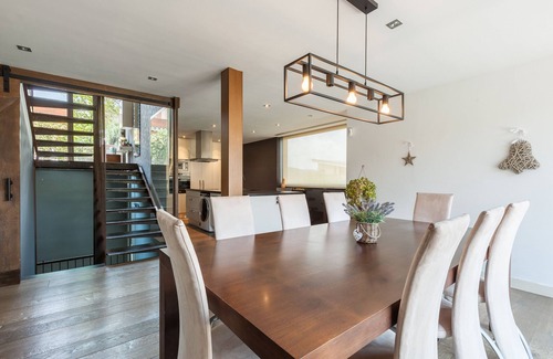 El Papiol Casa | Casa de vacaciones 'Espai Oliveres' con piscina privada, Wi-Fi y aire acondicionado