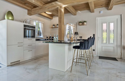 Warendorf Casa | Casa de vacaciones 'Exklusives Ferienhaus' con terraza privada, Wi-Fi y aire acondicionado