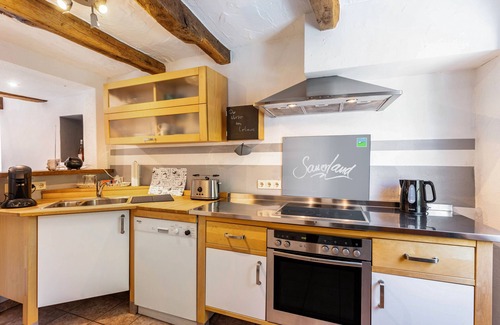 Eslohe Casa | Casa de vacaciones 'Fachwerk 1764' con terraza privada, jardín privado y Wi-Fi