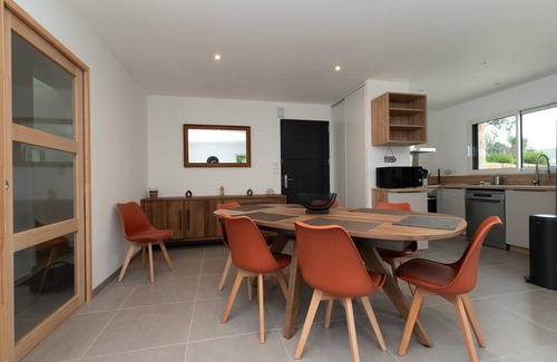 Arzon Casa | Casa de vacaciones 'Family Prince' con terraza privada, jardín privado y Wi-Fi