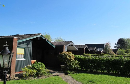 Fedderwardersiel Casa | Holiday Home Fedderwardersiel-1 by Interhome