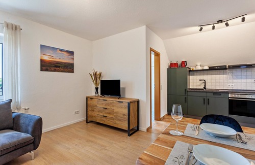 Schmallenberg Casa | Casa de vacaciones 'Ferienhaus Am Brande' con vistas a la montaña, terraza privada y Wi-Fi