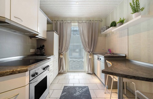 Hoyerswerda Casa | Casa de vacaciones 'Ferienhaus Am Lausitzer Seenland' con terraza compartida y Wi-Fi