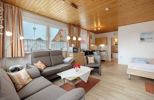 Bliesdorf Casa | Casa de vacaciones 'Ferienhaus Landhaus Loose' con terraza privada, jardín privado y Wi-Fi