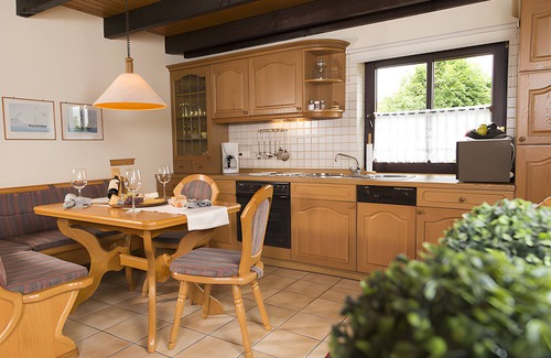 Holte-Spangen Casa | Casa de vacaciones 'Ferienhaus Schober' con terraza privada, jardín y wifi