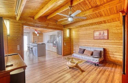 Puerto Naos Casa | Casa Vacacional 'Finca La Charquita' con Vista al Mar, Terraza Privada y Wi-Fi