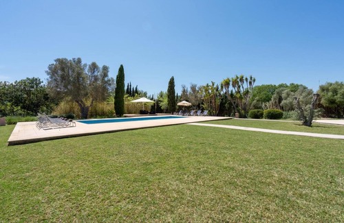 Capdepera Casa | Casa de vacaciones 'Finca Canyamel Golf Beach' con vistas a la montaña, piscina privada y Wi-Fi