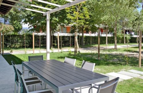 Manerba del Garda Casa | Holiday Home Fior di Sole by Interhome