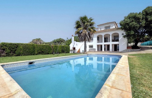 San Roque Casa | Casa de vacaciones 'Fortuna 5' con vistas a la montaña, piscina y terraza
