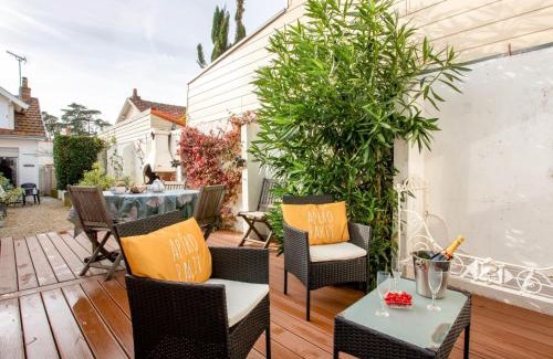 La Bernerie-en-Retz Casa | Holiday Home Norecic-2 by Interhome