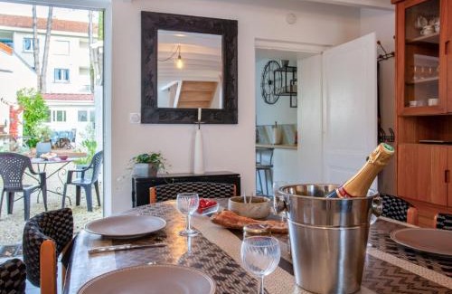 La Bernerie-en-Retz Casa | Holiday Home Norecic-1 by Interhome