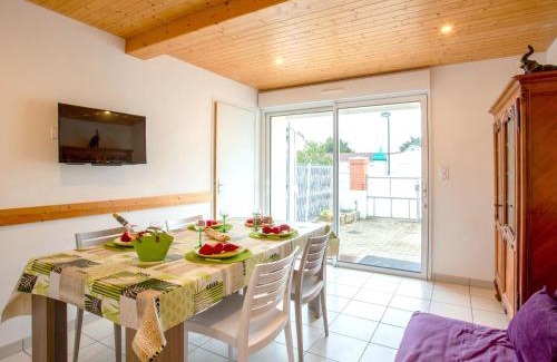 La Bernerie-en-Retz Casa | Holiday Home Ker Zelia by Interhome