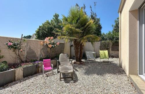 La Bernerie-en-Retz Casa | Holiday Home Les Embruns by Interhome