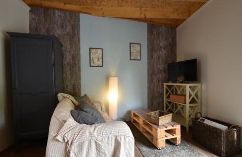 Saint-Gilles-les-Bois Casa | Holiday Home Saint-Gilles near Beach