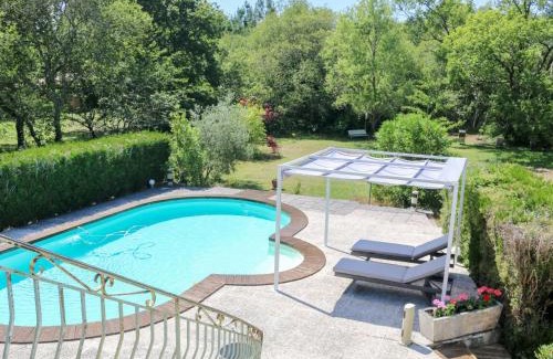Saint-Vivien-de-Medoc Casa | Holiday Home Crabot by Interhome