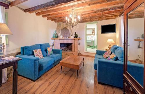 Fraga Casa | Holiday Home Fraga with Private Pool