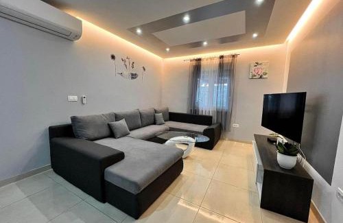 Kastel Novi Apartamento | Holiday home Gamaliel
