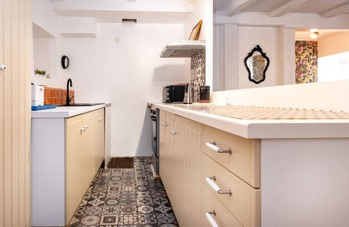 Josselin Casa | Casa de vacaciones 'Gite Du Canal' con terraza privada, balcón y Wi-Fi