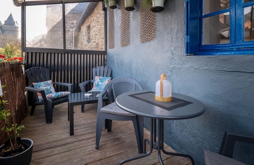 Josselin Casa | Casa de vacaciones 'Gite Du Canal' con terraza privada, balcón y Wi-Fi