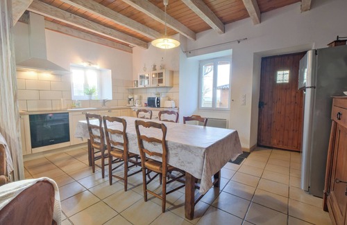 Allemans Casa | Casa rural 'Gîte Le Moutat-La Cave' con jardín privado y Wi-Fi