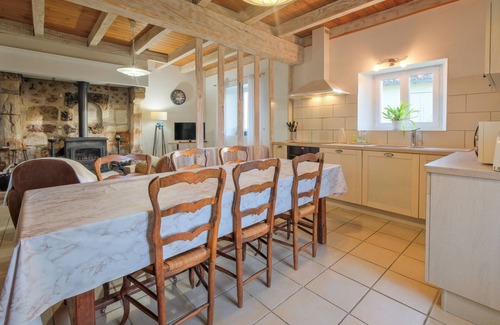 Allemans Casa | Casa rural 'Gîte Le Moutat-La Cave' con jardín privado y Wi-Fi