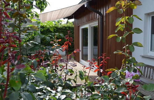 Meschede Casa | Casa de vacaciones 'Glückshuuske' con terraza privada y jardín privado