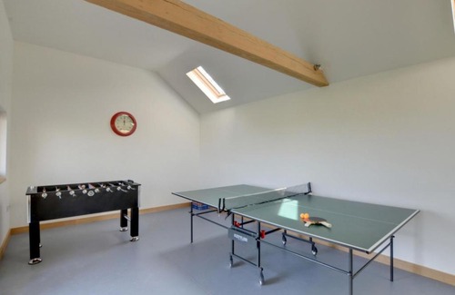 Stone in Oxney Casa | Holiday Home Glebe