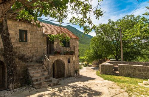 Rascane Casa | Holiday Home Godinj