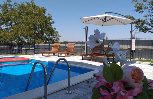 Brckovljani Casa | Holiday Home Gračec - Four Bedroom Holiday Home with swimming pool