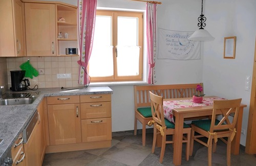 Tauplitz Cabina | Casa de vacaciones 'Große Winklerhütte' con vistas a la montaña y jardín privado