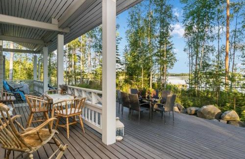 Hiukkajoki Casa | Holiday Home Haapaniemi by Interhome