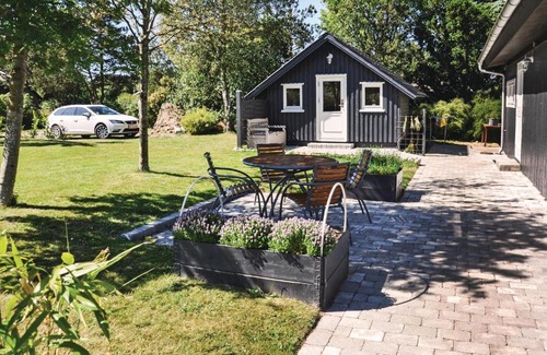 Haarby Casa | Holiday Home Haarby with Fireplace I