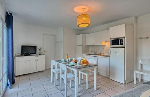 Saint-Hilaire-de-Riez Casa | Holiday Home Hameau Océan-2 by Interhome