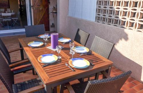 Le Barcares Casa | Holiday Home Hameau des Tamarins-1 by Interhome