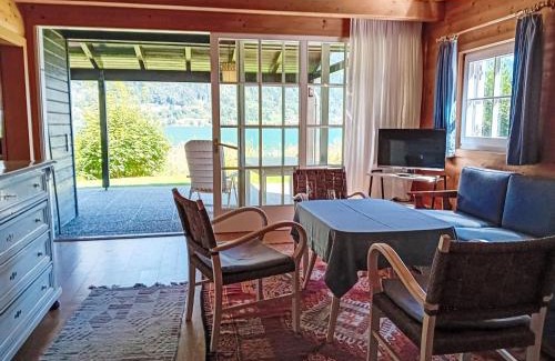 Landskron Casa | Holiday Home Haus direkt am Ossiacher See by Interhome